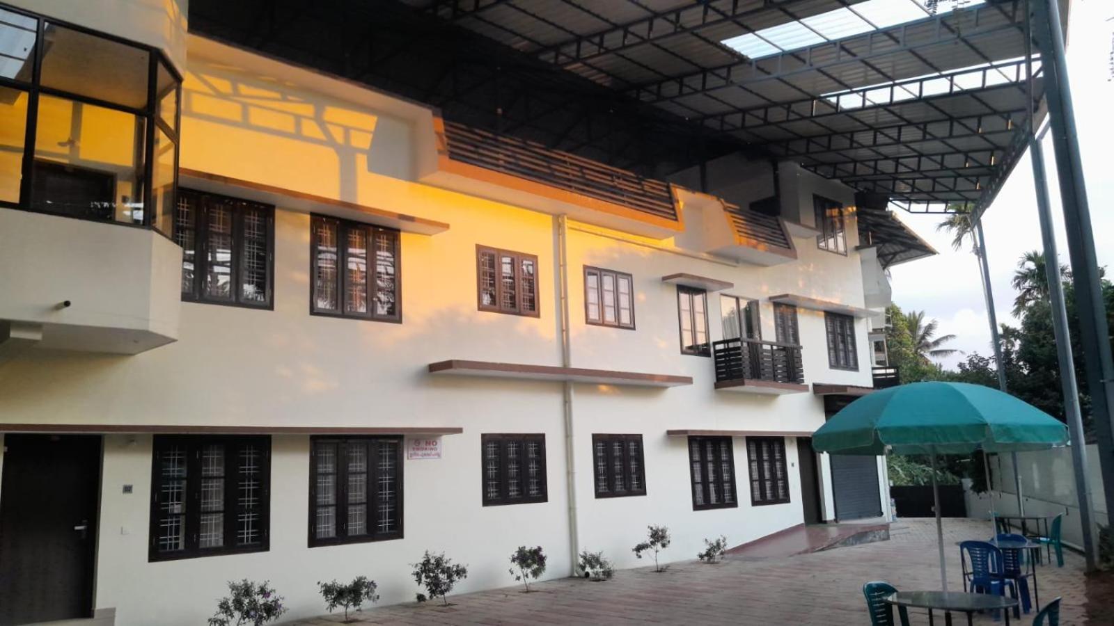 New Mount Residency Apartment Sultan Bathery Bagian luar foto